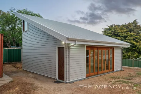Property photo of 34 Crayden Road Kalamunda WA 6076