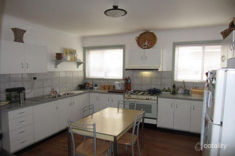 Property photo of 16 Younger Street Wangaratta VIC 3677