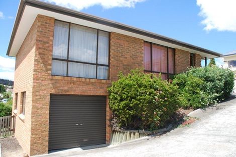 2/53 Pedder St, New Town, TAS 7008