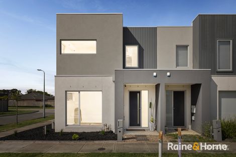 48 NOLITA WALK, POINT COOK, VIC 3030