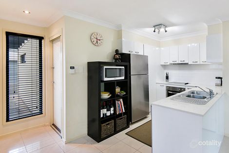 Property photo of 1/17 Real Street Annerley QLD 4103