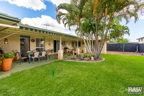 Property photo of 17 Anchor Court Banksia Beach QLD 4507