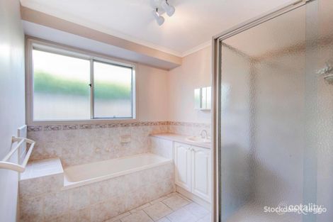 Property photo of 3 Swamp Gum Place Somerville VIC 3912