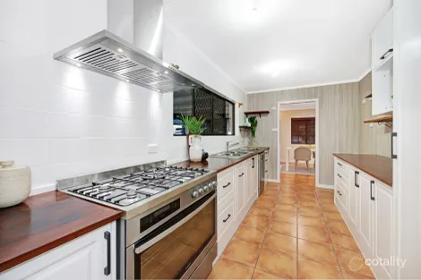 Property photo of 18 Karina Crescent Rasmussen QLD 4815