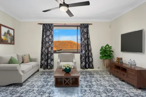Property photo of 1/49 Denise Street Lake Heights NSW 2502