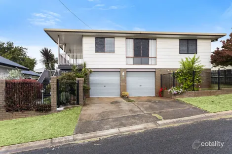 6 Herbert St, East Toowoomba, QLD 4350