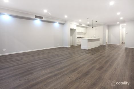 Property photo of 2/31 Milton Avenue Paradise Point QLD 4216
