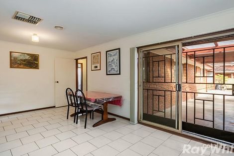 Property photo of 30 Cunningham Drive Mill Park VIC 3082