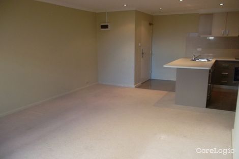 Property photo of 4/4 Velacia Place Queanbeyan NSW 2620