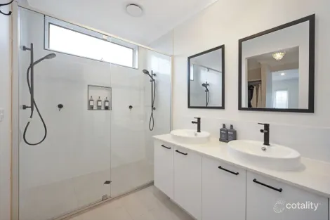 Property photo of 27 Goldstraw Esplanade Warrnambool VIC 3280