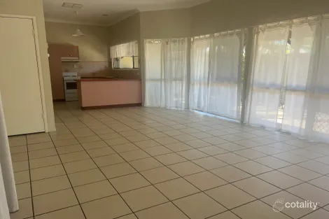 Property photo of 3/37 Hackett Terrace Richmond Hill QLD 4820