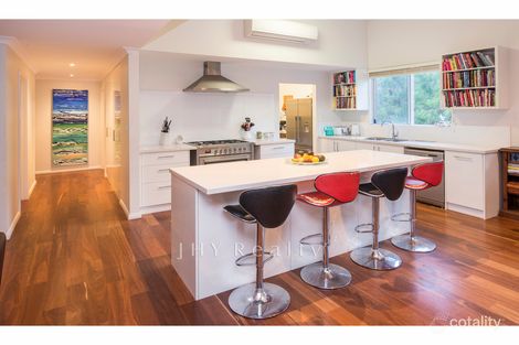 Property photo of 10 Parkland Court Quindalup WA 6281