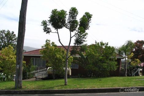 Property photo of 4 Edmund Avenue Figtree NSW 2525