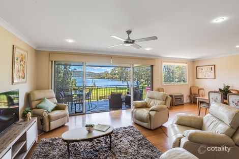 Property photo of 35 Bayside Drive Green Point NSW 2251