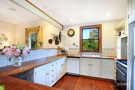 Property photo of 41 Stafford Road Mount Kembla NSW 2526