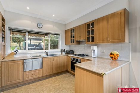 Property photo of 26 Birdwood Street Box Hill South VIC 3128