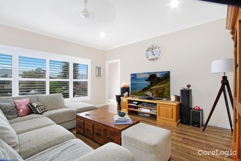 Property photo of 15 Burrell Crescent Dapto NSW 2530