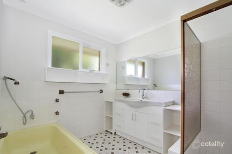 Property photo of 184 Lakelands Drive Dapto NSW 2530