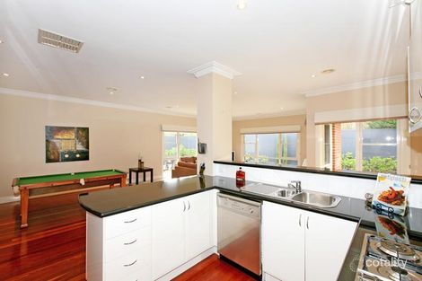 Property photo of 8/132 Yarrbat Avenue Balwyn VIC 3103