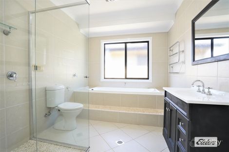 Property photo of 3 Crump Close Griffith NSW 2680
