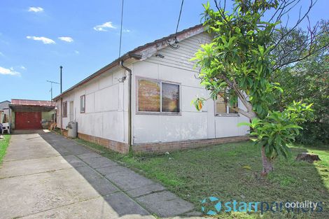 2 Bird Ave, Guildford, NSW 2161