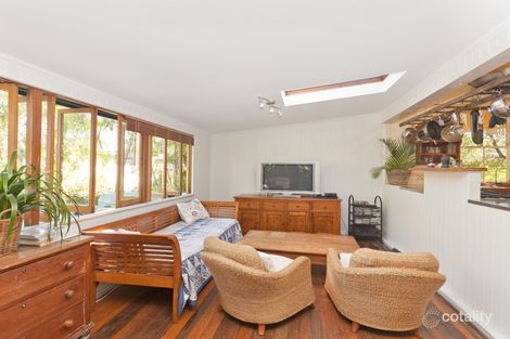 Property photo of 50 Waterview Avenue Wynnum QLD 4178