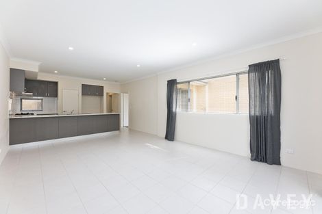 Property photo of 6 Sunlit Avenue Dayton WA 6055