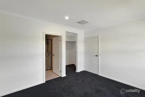 Property photo of 6 Leith Road Thornhill Park VIC 3335