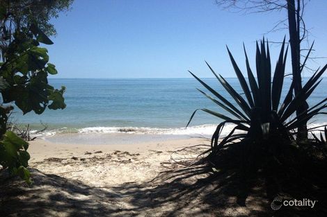 25 Seaway Pde, Toogoom, QLD 4655