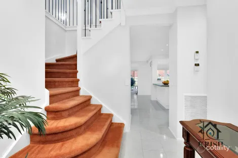 Property photo of 10 Jeffrey Court Epping VIC 3076