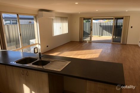 Property photo of 23 Cuddlepie Turn Banksia Grove WA 6031