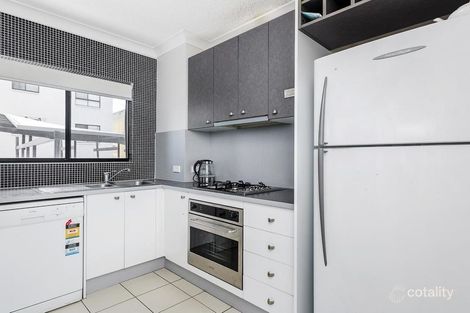Property photo of 19/11 Kitchener Street Coorparoo QLD 4151