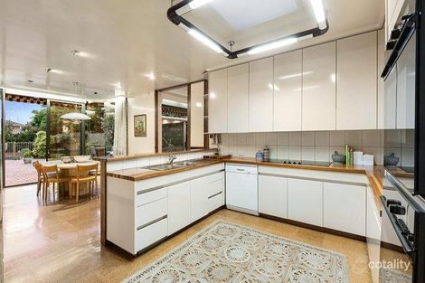 Property photo of 33 Aroona Road Caulfield North VIC 3161