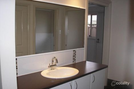 Property photo of 18 Brooklands Drive Orange NSW 2800