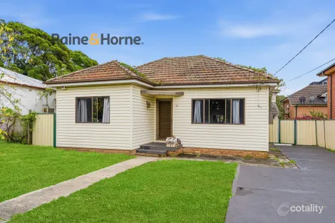 17 Hunter St, Fairfield, NSW 2165