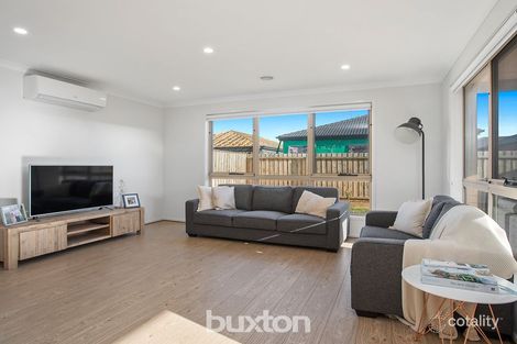 Property photo of 265 Warralily Boulevard Armstrong Creek VIC 3217