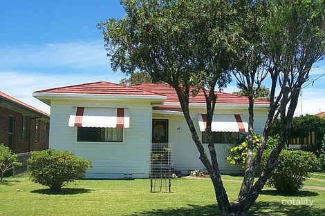 45 Circular Ave, Sawtell, NSW 2452
