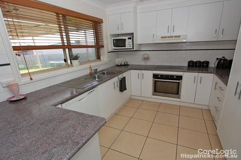 Property photo of 11 Gidgee Place Glenfield Park NSW 2650