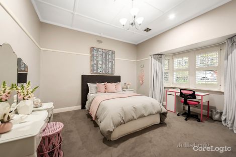 Property photo of 4 Allison Avenue Glen Iris VIC 3146