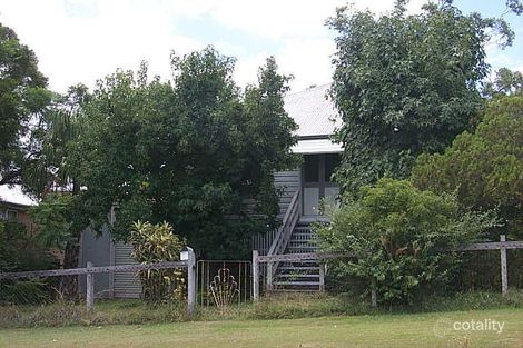 16 Walsh St, Newtown, QLD 4305