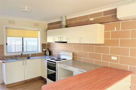 Property photo of 1/433 Parnall Street Lavington NSW 2641