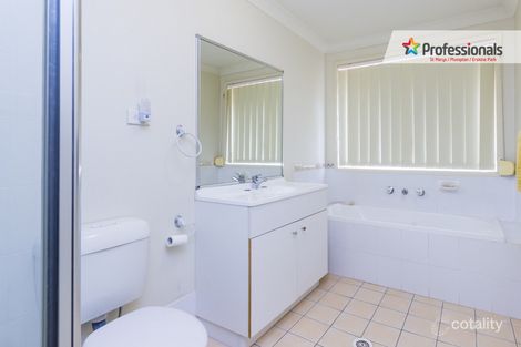 Property photo of 36 Shakespeare Drive St Clair NSW 2759