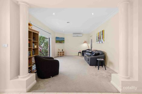 Property photo of 2 Vista Court Black Hill VIC 3350