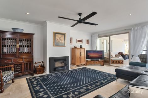 Property photo of 6 Bluewater Avenue Fassifern NSW 2283