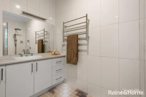 Property photo of 9 Tonks Court Kyneton VIC 3444