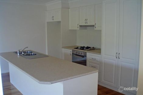 Property photo of 2/33 Tamworth Road Kilsyth VIC 3137