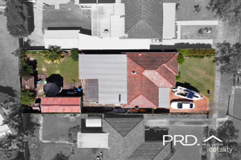 Property photo of 82 Thomas Street Picnic Point NSW 2213