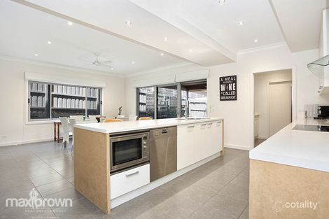 Property photo of 4 Peppermint Court Montrose VIC 3765