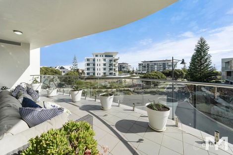 8/30 South Beach Prom, North Coogee, WA 6163