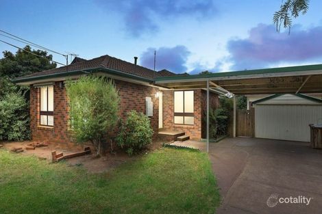 4 Moss St, Melton South, VIC 3338
